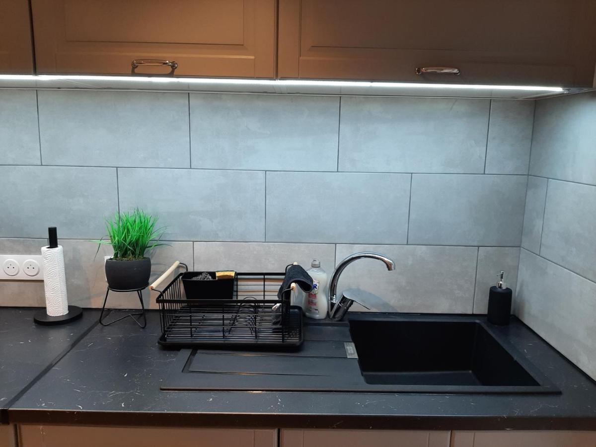 Logement Confortable Dans Residence Privee A Amplepuis מראה חיצוני תמונה