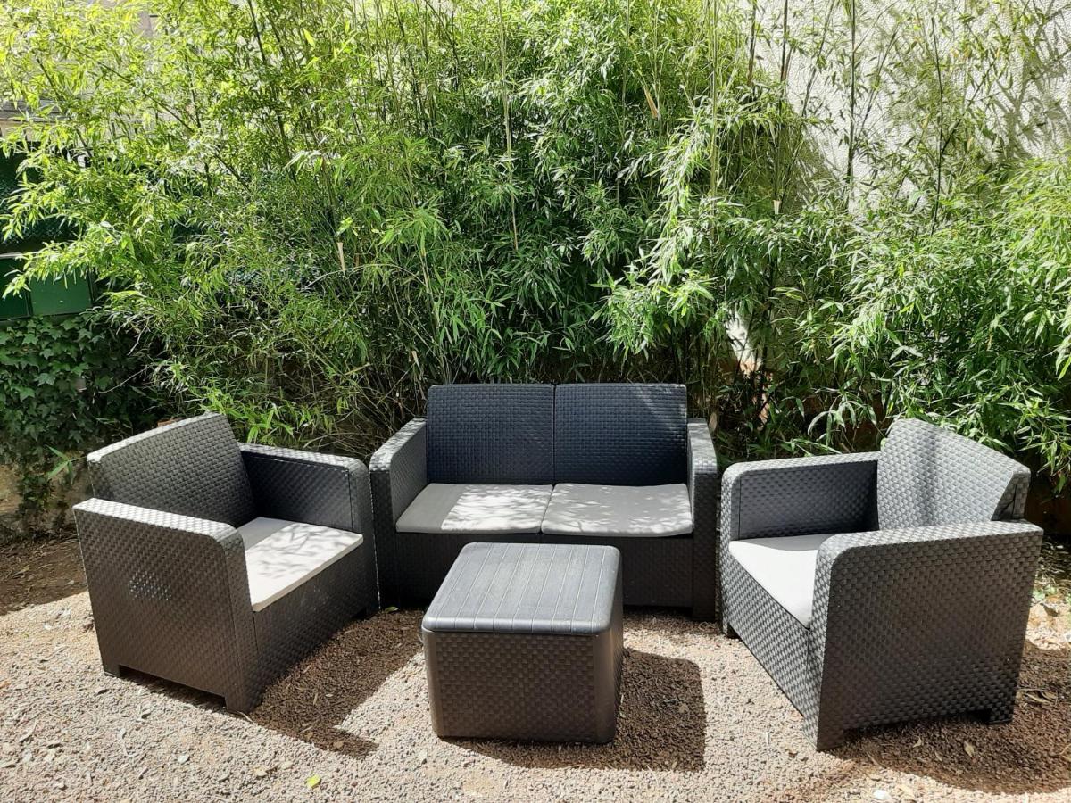 Logement Confortable Dans Residence Privee A Amplepuis מראה חיצוני תמונה